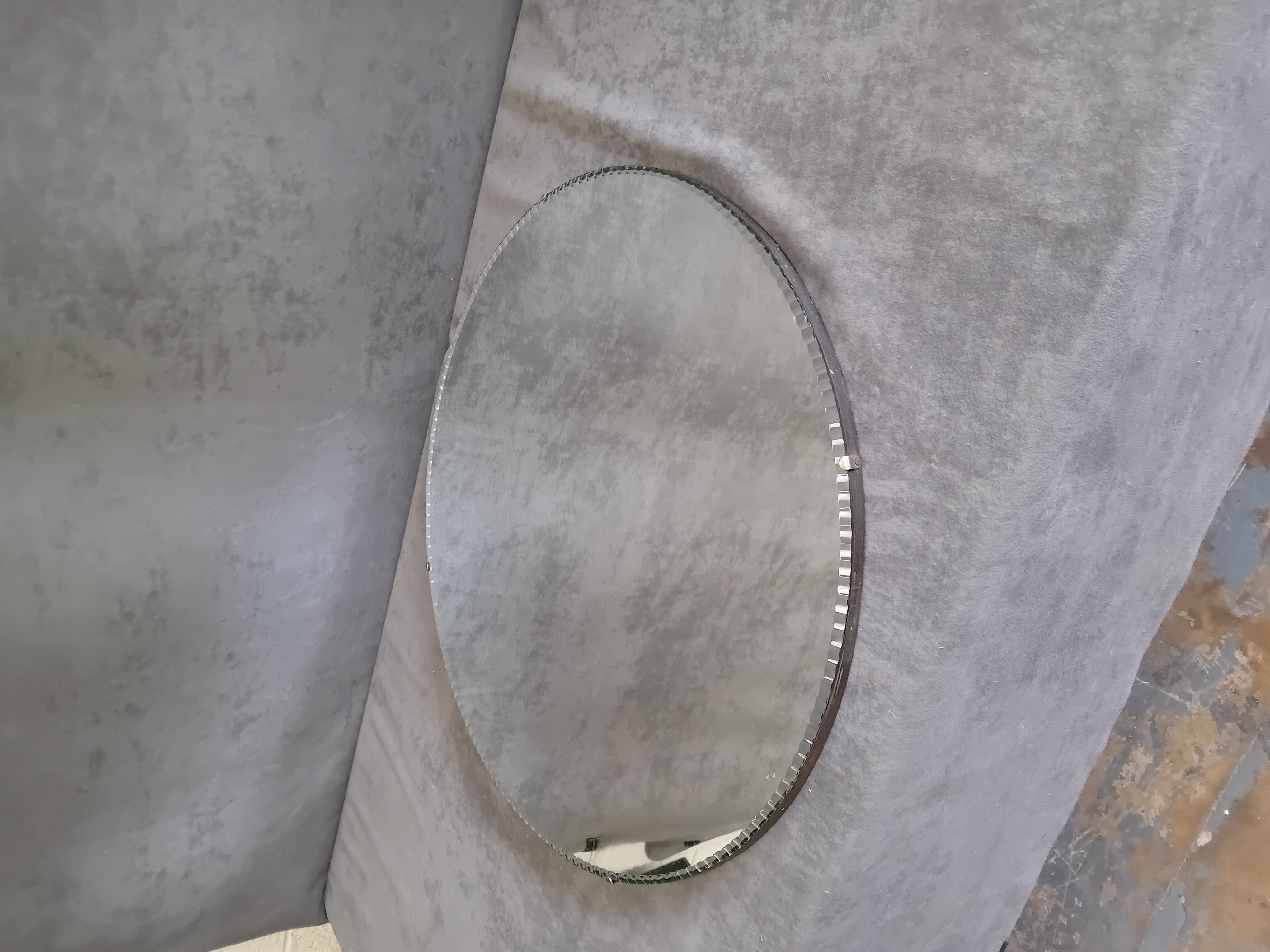 Art Deco Style Frameless Scalloped Edge Circular Wall Mirror