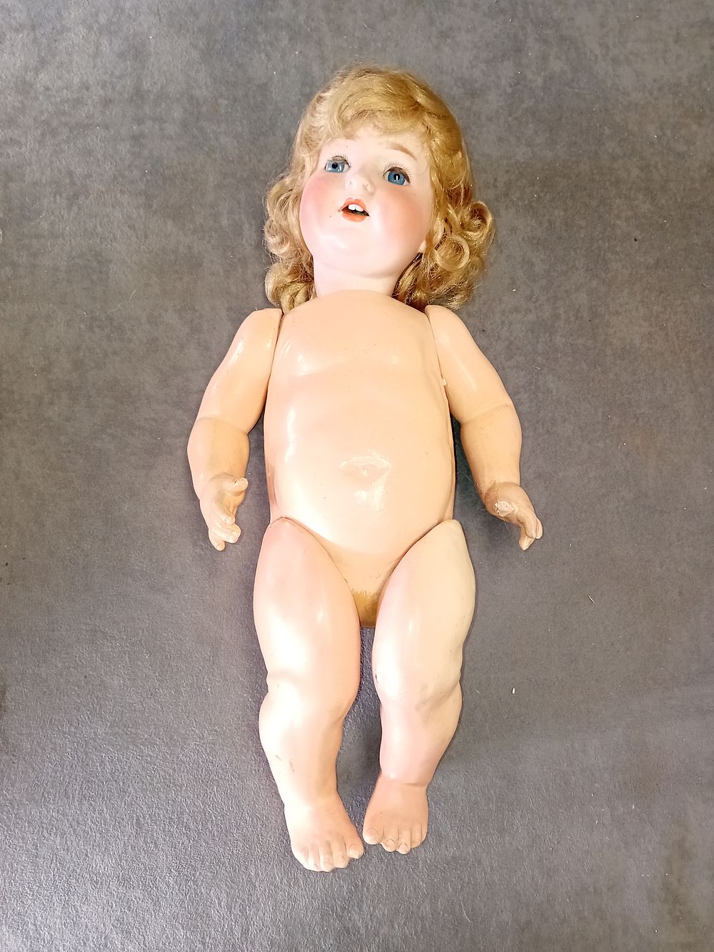 Lot 212: VINTAGE COMPOSITE BABY DOLL WITH BLONDE HAIR