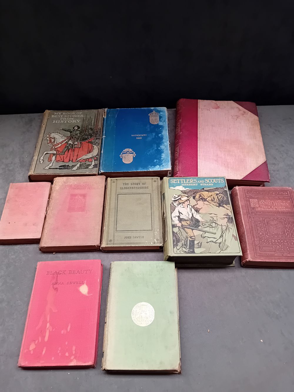 Lot 290: A Collection of Ten Antique and Vintage Cloth-Bound Hardback Books, c. 1898-1910