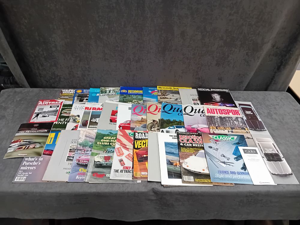 Lot 406: huge mixed lot of car programs, books, leaflets...