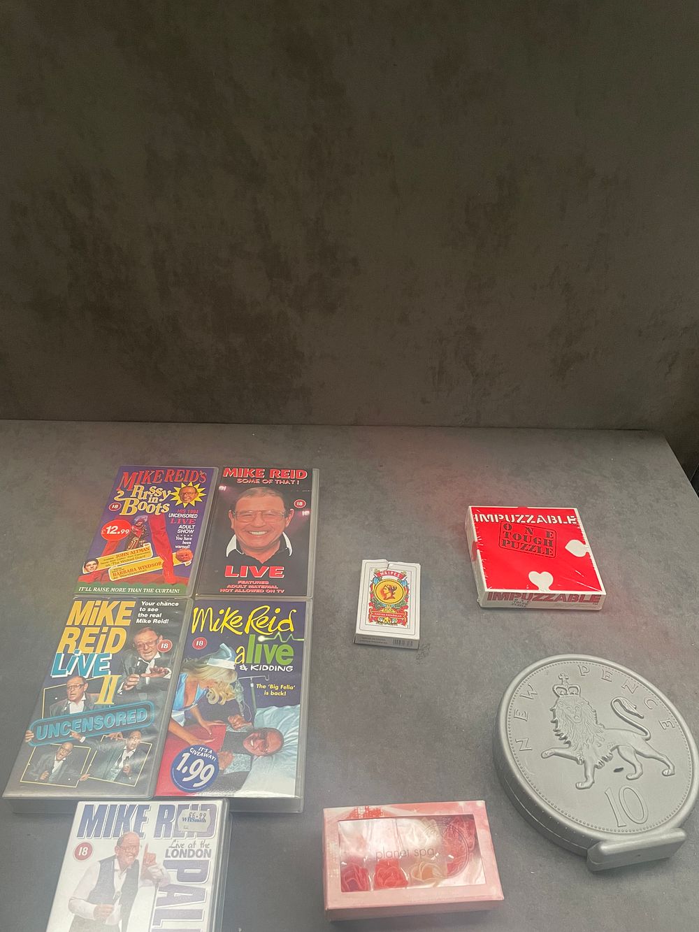 Lot 247: Various items containing 5 vhs of Mike Reid...