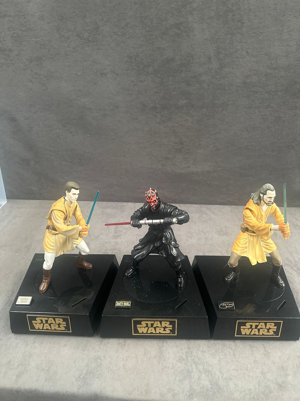 Lot 249: Three Thinkway Toys Star Wars Episode I Electronic Talking Coin Banks