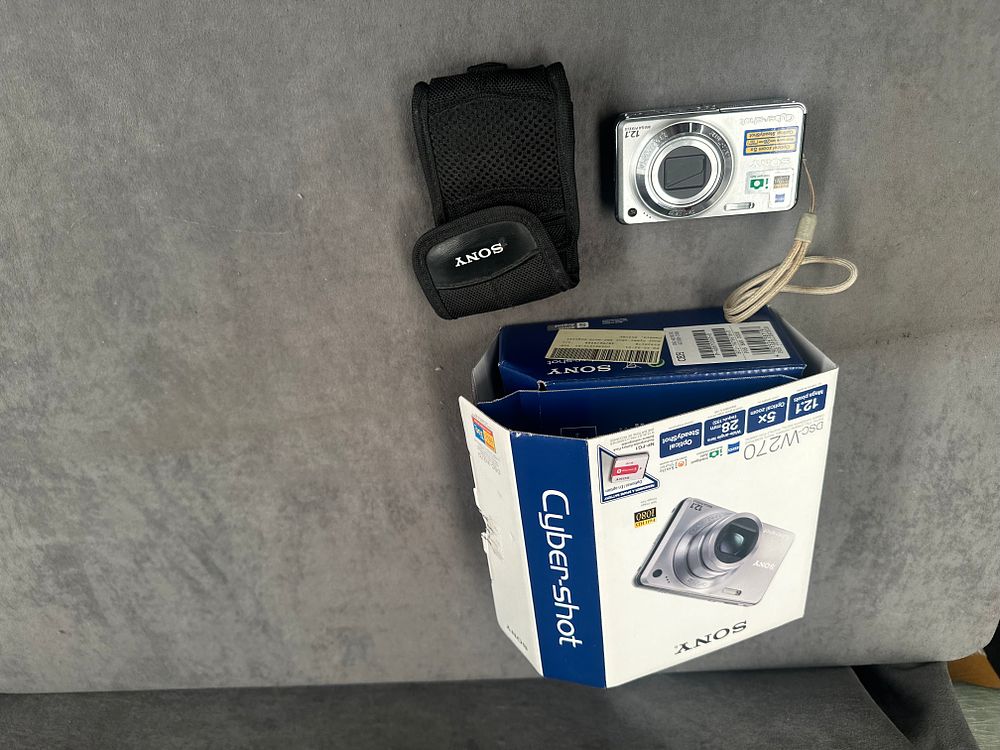 Lot 453: Sony Cyber-shot DSC-W270 12.1MP Digital Compact Camera, Serial No. S01-7475678-U, Boxed with Accessories