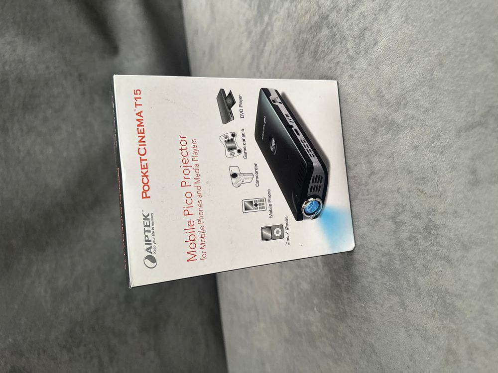 Lot 456: AIPTEK PocketCinema T15 Mobile Pico Projector in Original Packaging