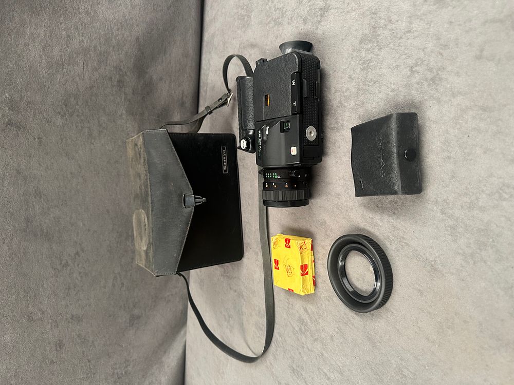 Lot 463: Sankyo ES-66XL Super 8mm Movie Camera Outfit