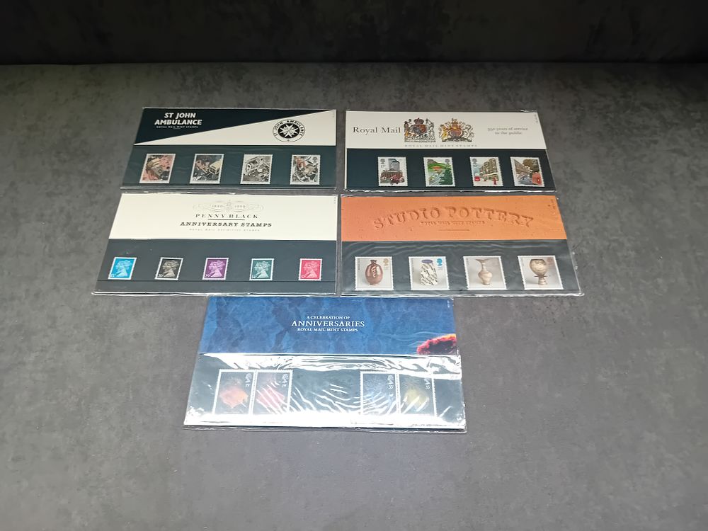 Lot 620: Lot of 5 Stamp Presentation packs Studio Pottery...