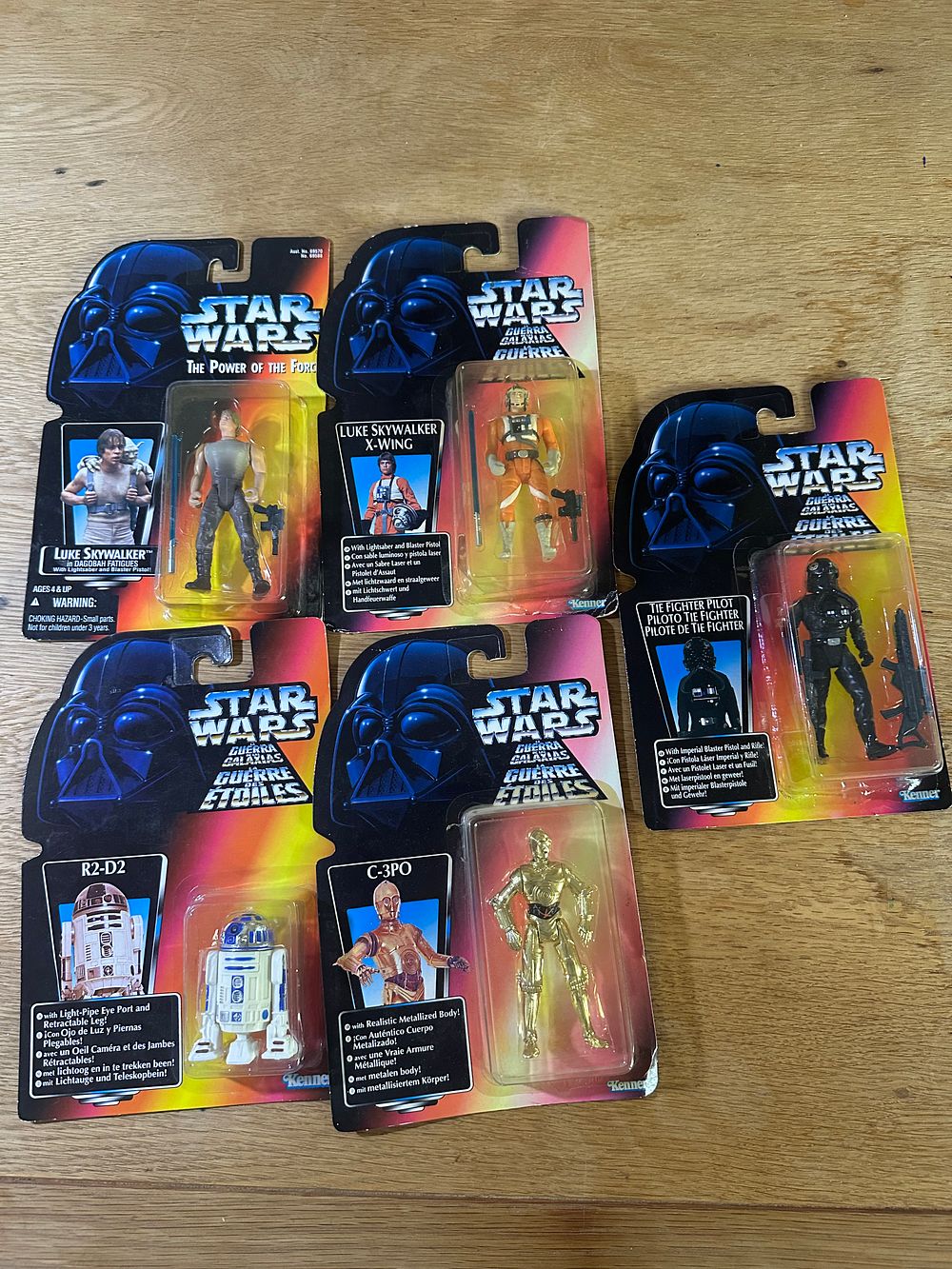 Lot 207: A Collection of Kenner Star Wars The Power of the Force Action Figures