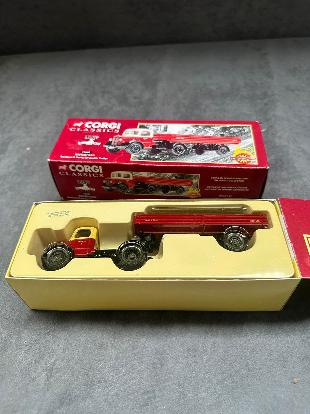 Lot 100: Corgi Classics 18403 British Rail Bedford O Series Dropside Trailer