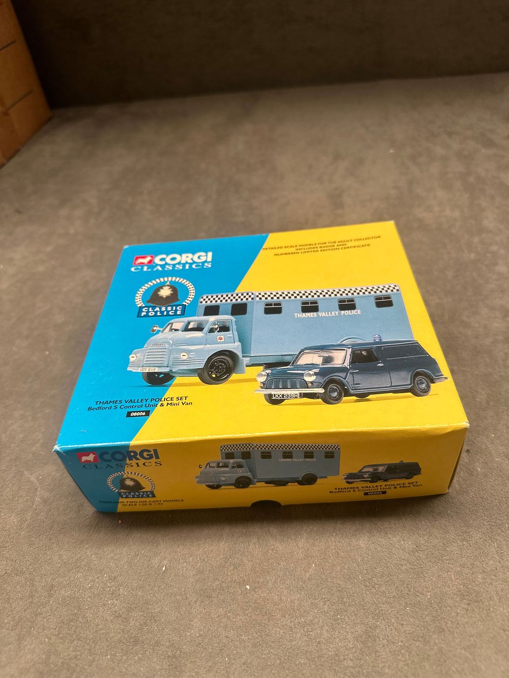 Lot 118: Corgi Classics 08006 Thames Valley Police Set