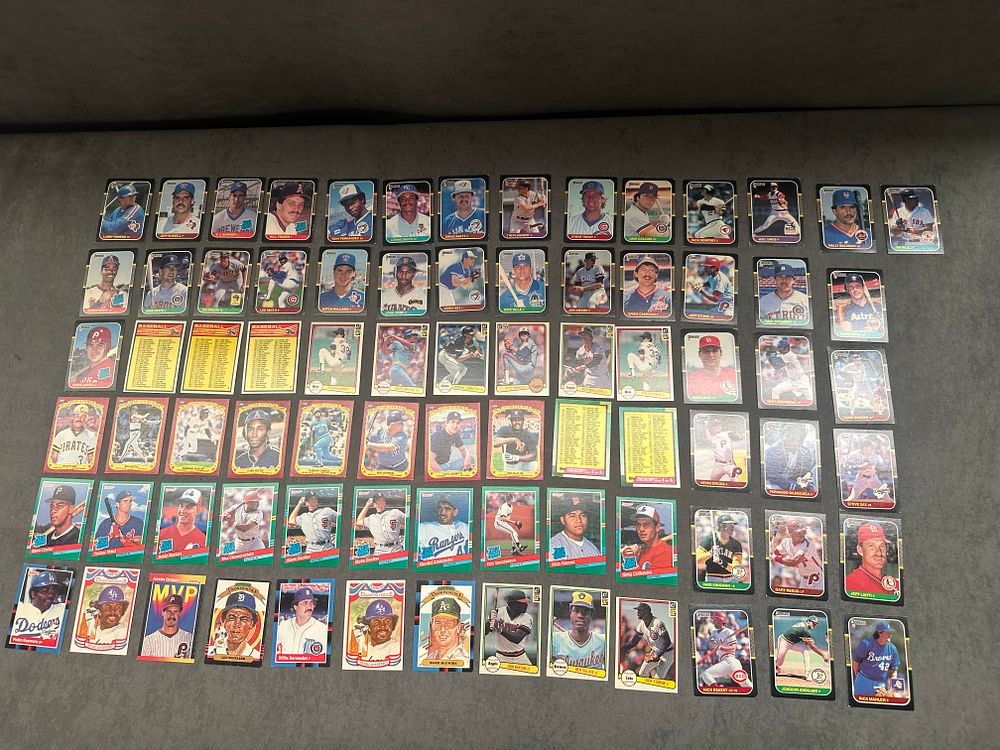 Lot 41: A Collection of Vintage MLB Baseball Trading Cards Including Donruss and Fleer Sets