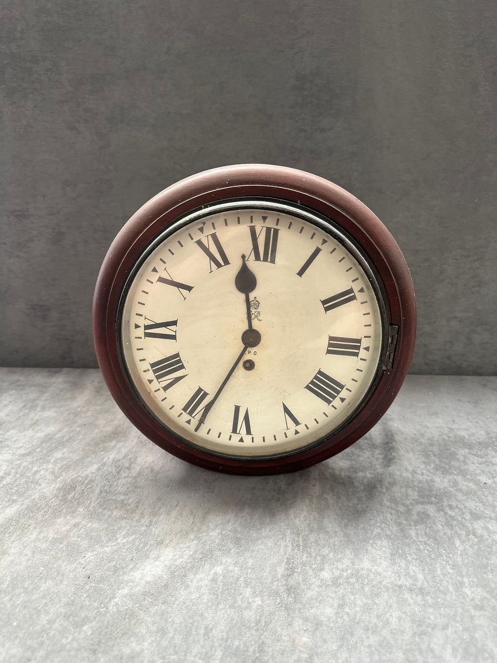 Lot 503: A Mid-20th Century GPO Mahogany Cased Wall Dial Clock
