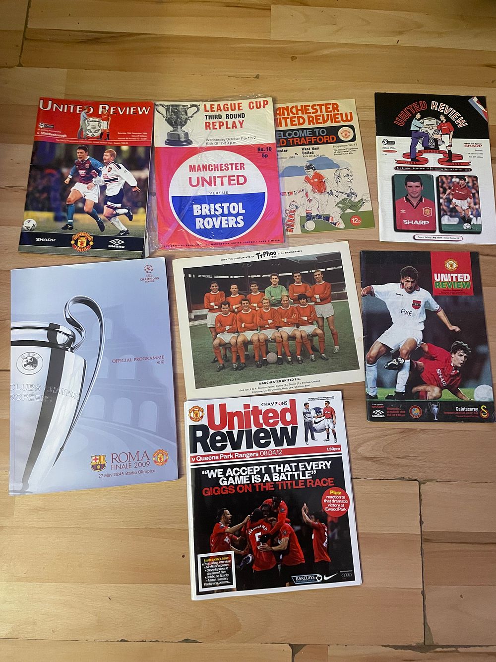 Lot 694: Manchester united match day programmes and photo card...