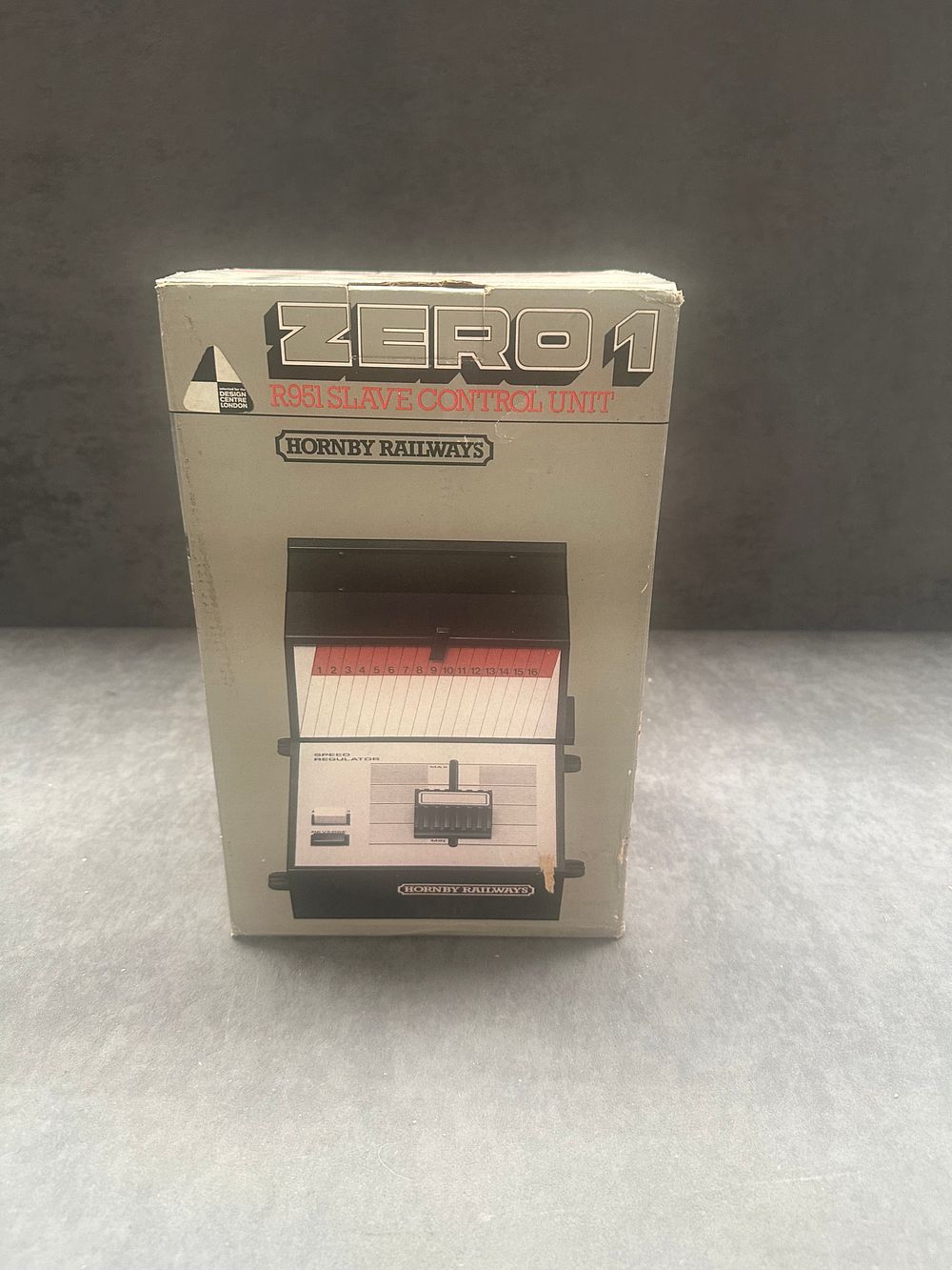 Lot 310: Hornby Railways Zero 1 R951 Slave Control Unit
