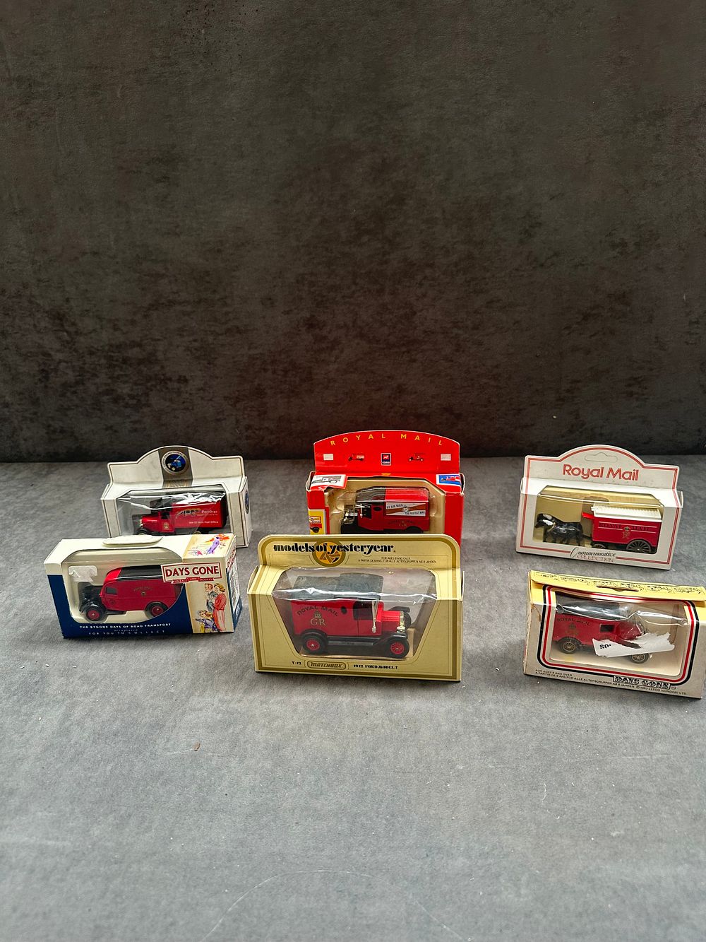 Lot 139: A Collection of Royal Mail and Postal History Die-Cast Vehicle Models including Matchbox, Corgi and Lledo
