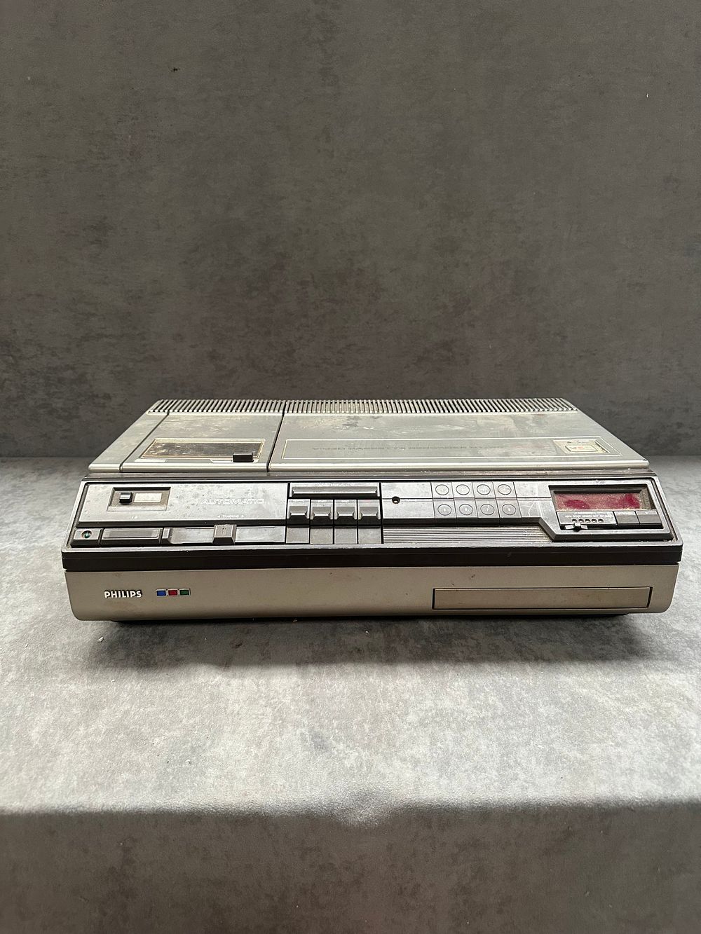 Lot 348: Philips N1700 Long Play Video Cassette Recorder
