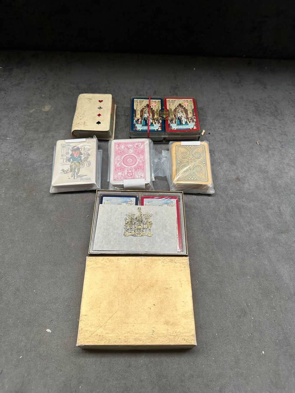 Lot 467: A Collection of Vintage and Commemorative Playing Cards