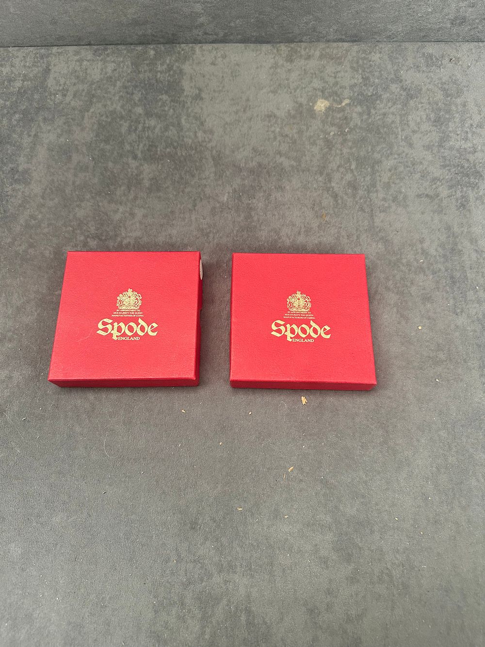 Lot 436: A Pair of Spode Porcelain Pin Dishes in Original Presentation Boxes
