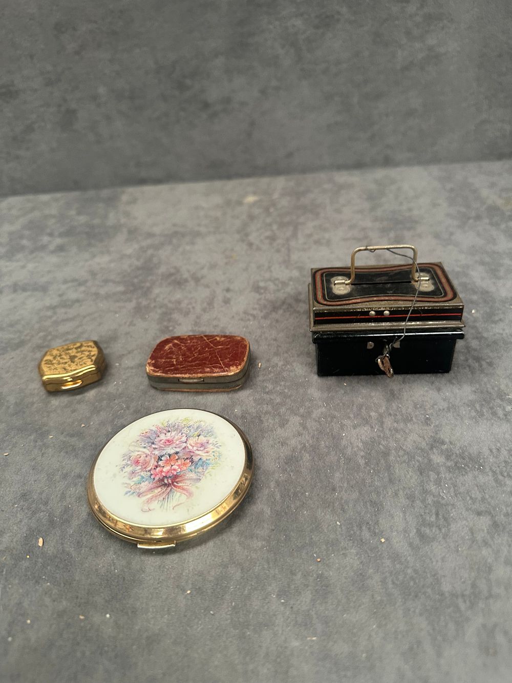 Lot 498: A Collection of Vintage Ladies Vanity Accessories Including a Stratton Powder Compact and a Chad Valley Money Box