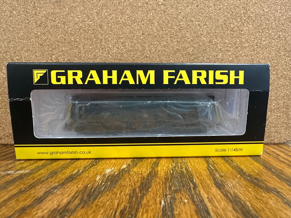 Lot 188: Graham Farish N Gauge Class 25/2 Diesel Locomotive 25231 in BR Blue Weathered Livery