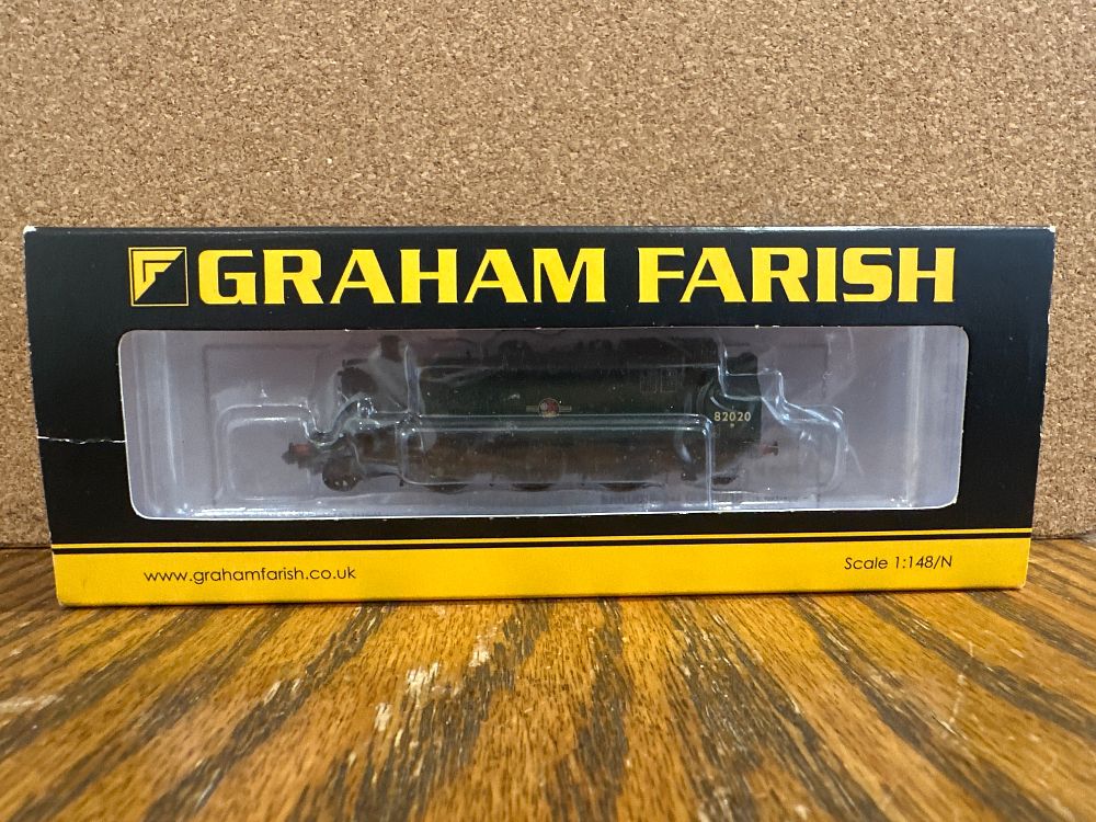 Lot 192: Graham Farish N Gauge 372-331 BR Standard Class 3MT 82020 Steam Locomotive