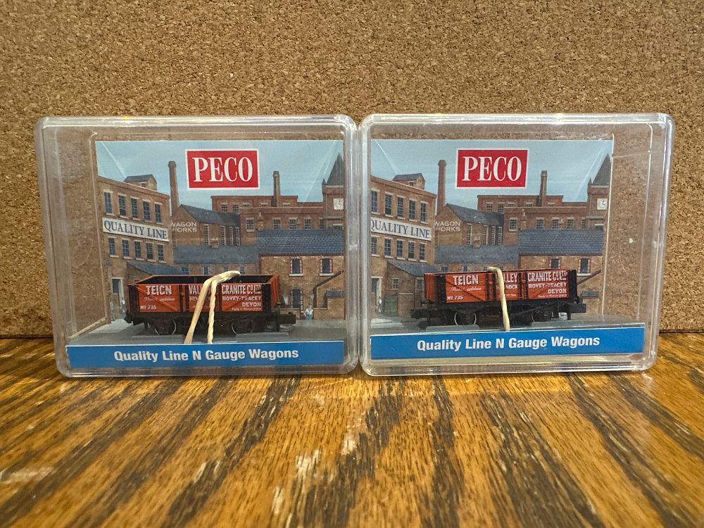 Lot 206: A Pair of Peco Quality Line N Gauge Open Wagons Teign Valley Granite Co Ltd