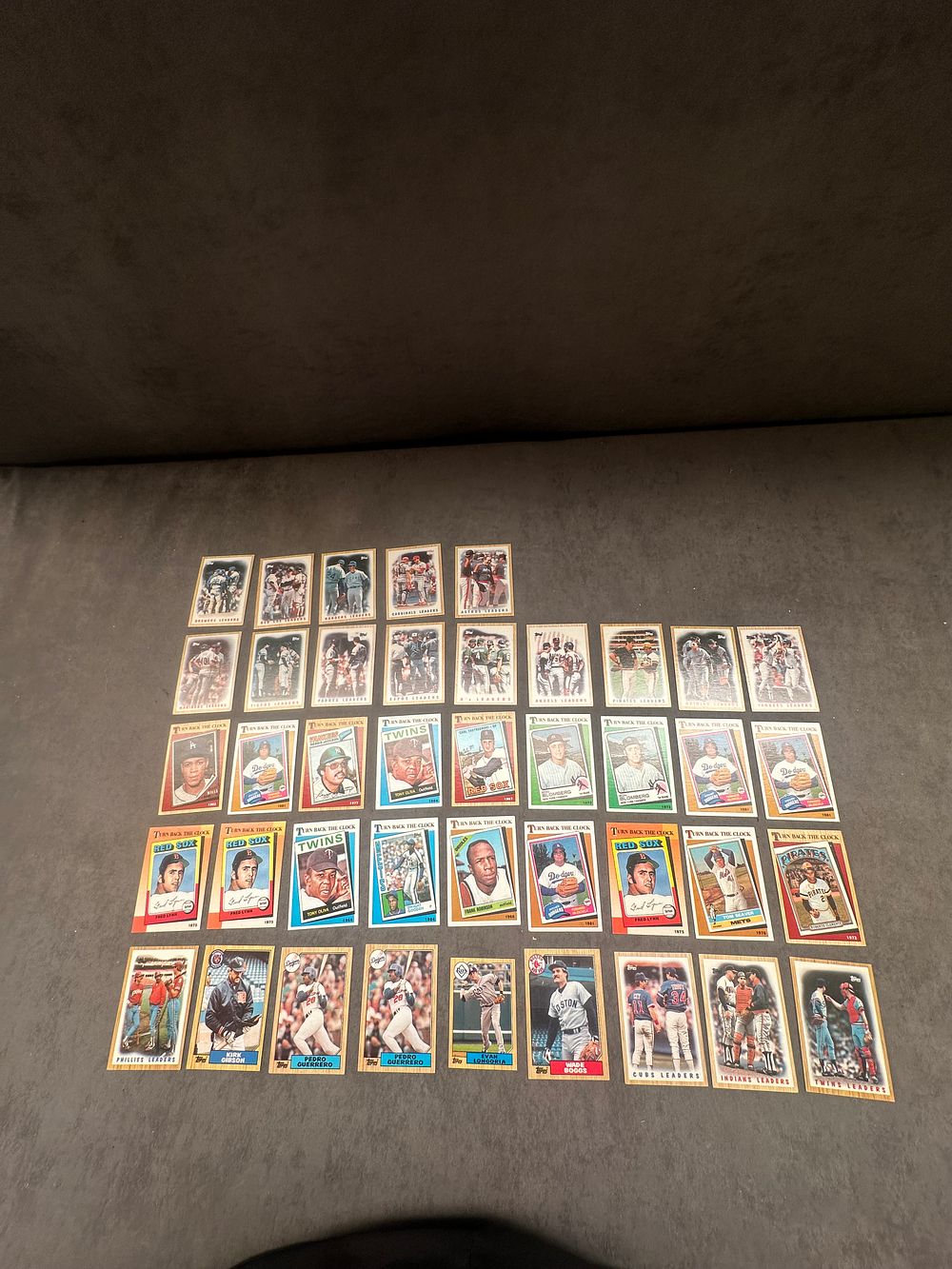Lot 272: A Collection of Topps Baseball Trading Cards Including 1984 and 1985 Sets