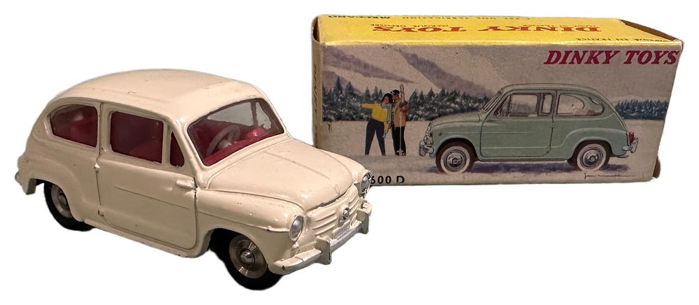 Lot 80: Dinky Toys Die-cast Fiat 600 D with Original Box