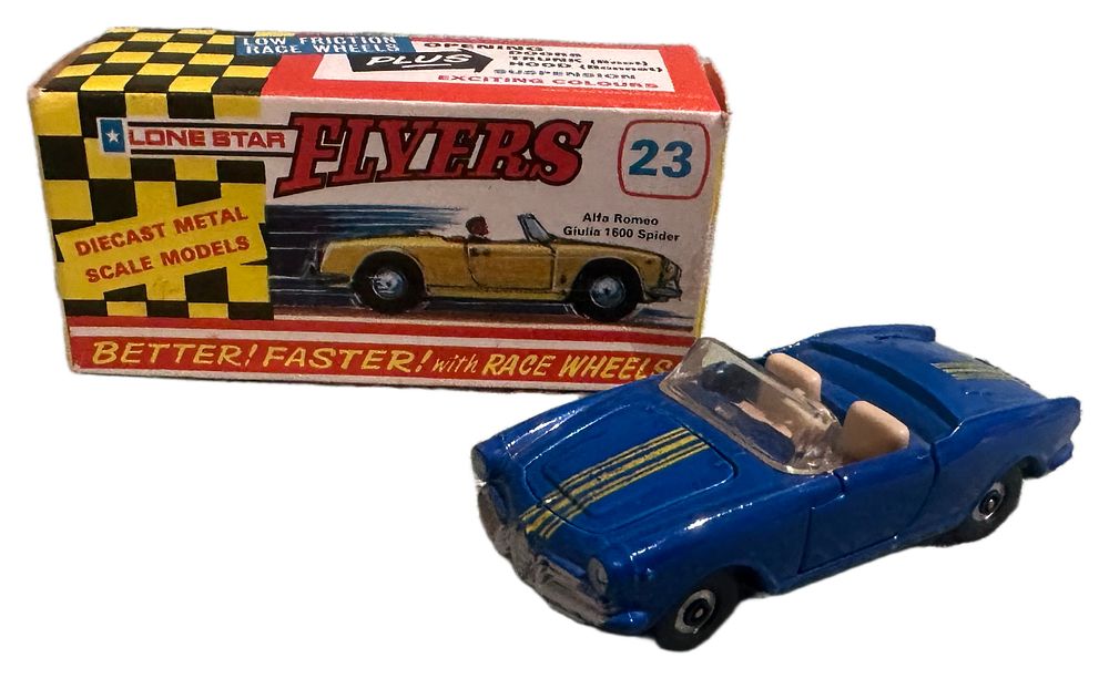 Lot 109: Lone Star Flyers Road Master Super Cars Alfa Romeo Giulia 1600 Spider Die-cast Model
