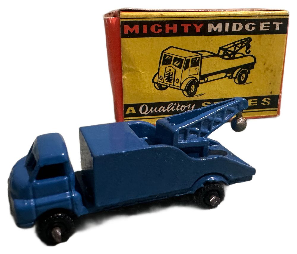 Lot 119: Benbros No. 33 Breakdown Lorry with Original Mighty Midget Series Box