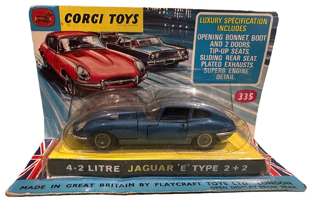 Lot 130: Corgi Toys 335 4.2 Litre Jaguar E Type 2+2