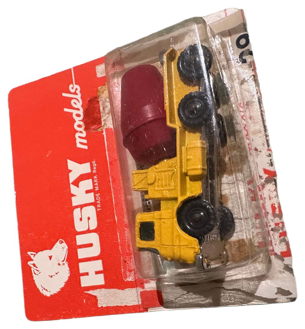 Lot 162: Husky Models No. 20 E.R.F. Cement Mixer Truck