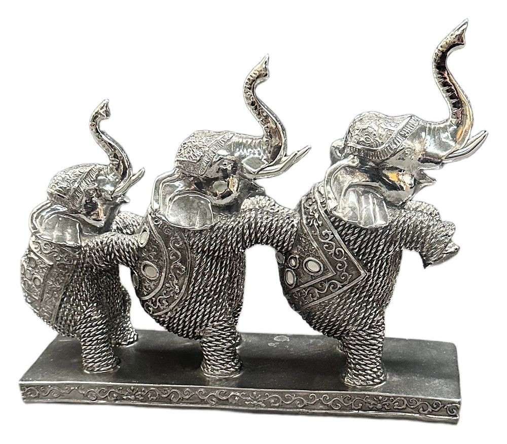 Lot 631: A Trio of Silver-Toned Elephant Figurines on Rectangular Base