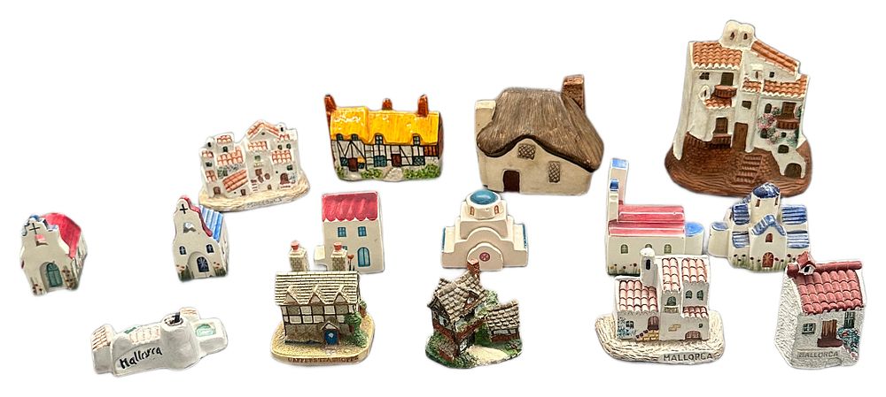 Lot 463: A Collection of 15 Miniature Architectural Souvenir Buildings and Cottages