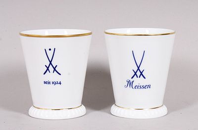 Pair of beakers, Meissen, "Friends of Meissen Porcelain" edition, 2002/2003 Porcelain, painted 