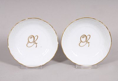 Pair of small Meissen bowls, "Neubrandenstein" shape, "Friends of Meissen Porcelain" edition 