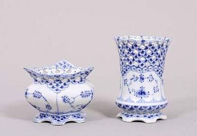 Vase and sugar bowl, Royal Copenhagen, "Musselmalet" pattern, full lace, 1970sporcelain 