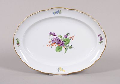 Oval plate, Meissen, "German Flower" decoration, 20th century Porcelain, polychrome painted 