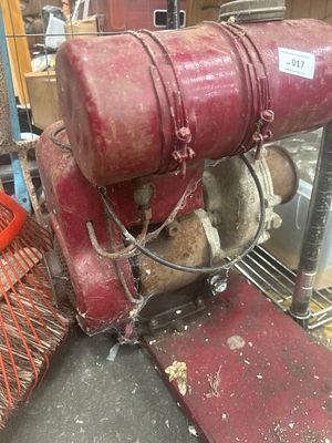 Vintage Stationary Petrol Engine and Pump Unit, Attributed to International Harvester. A vintage 