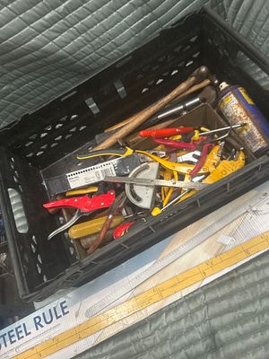 A Collection of Miscellaneous Hand Tools and Measuring Equipment. An assortment of workshop hand 