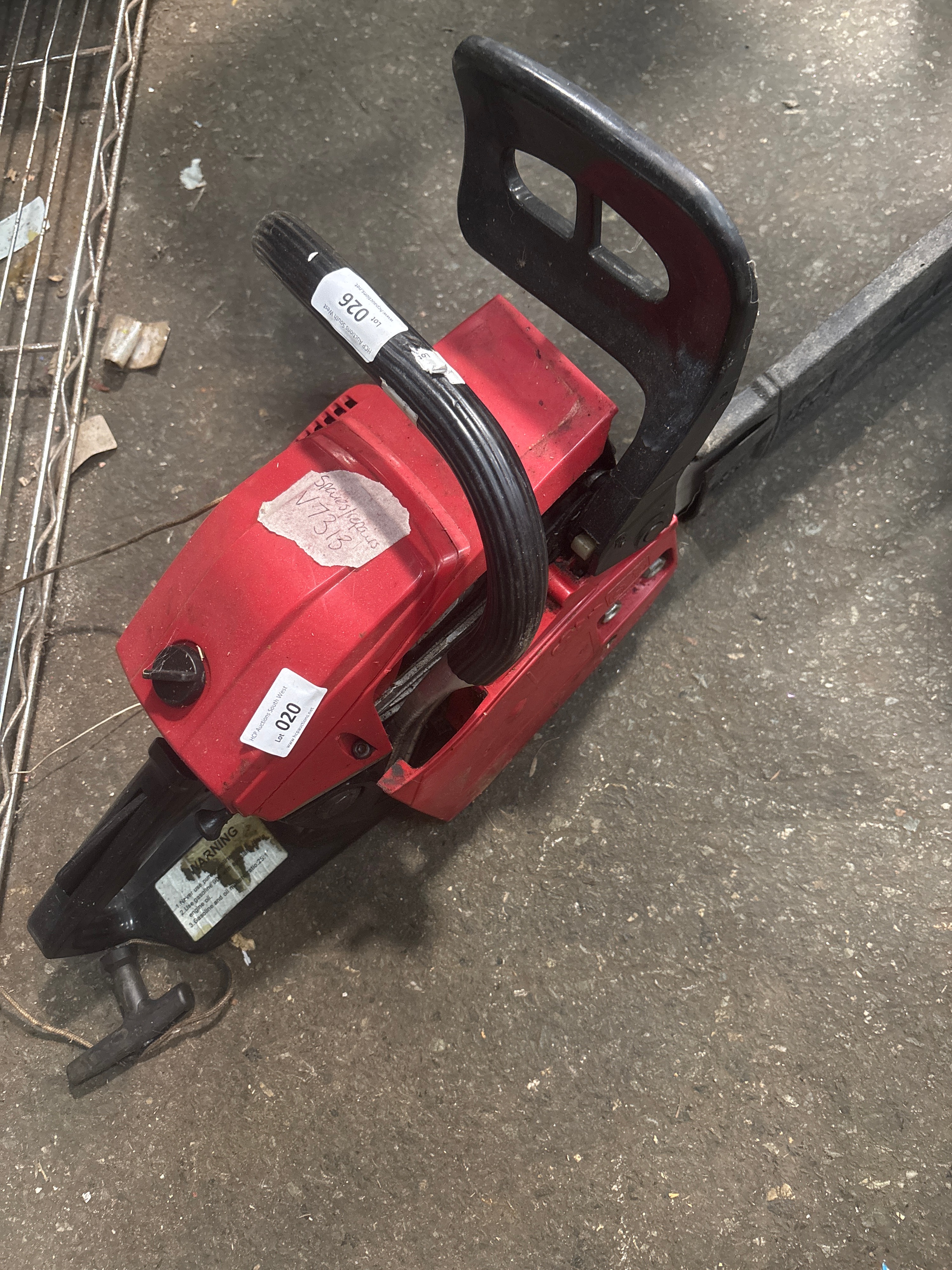 Vintage Poulan Pro 18-inch Petrol Chainsaw