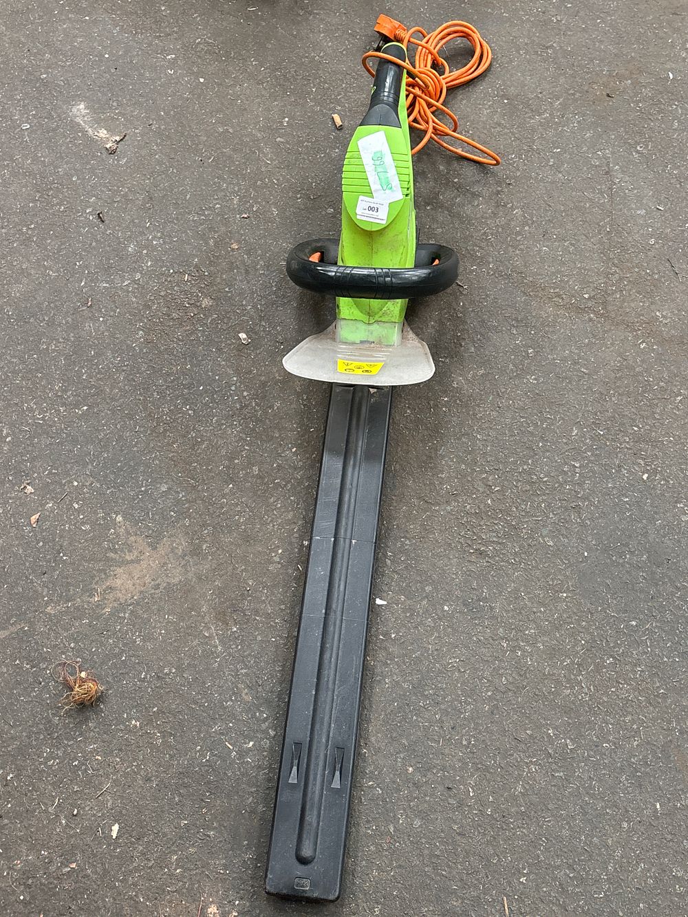 Lot 3: An Electric Hedge Trimmer with Protective Blade Sheath