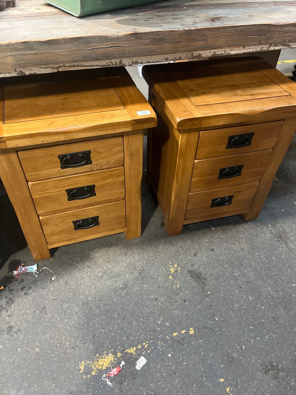 Lot 811: A Pair of Oak Three-Drawer Nightstands