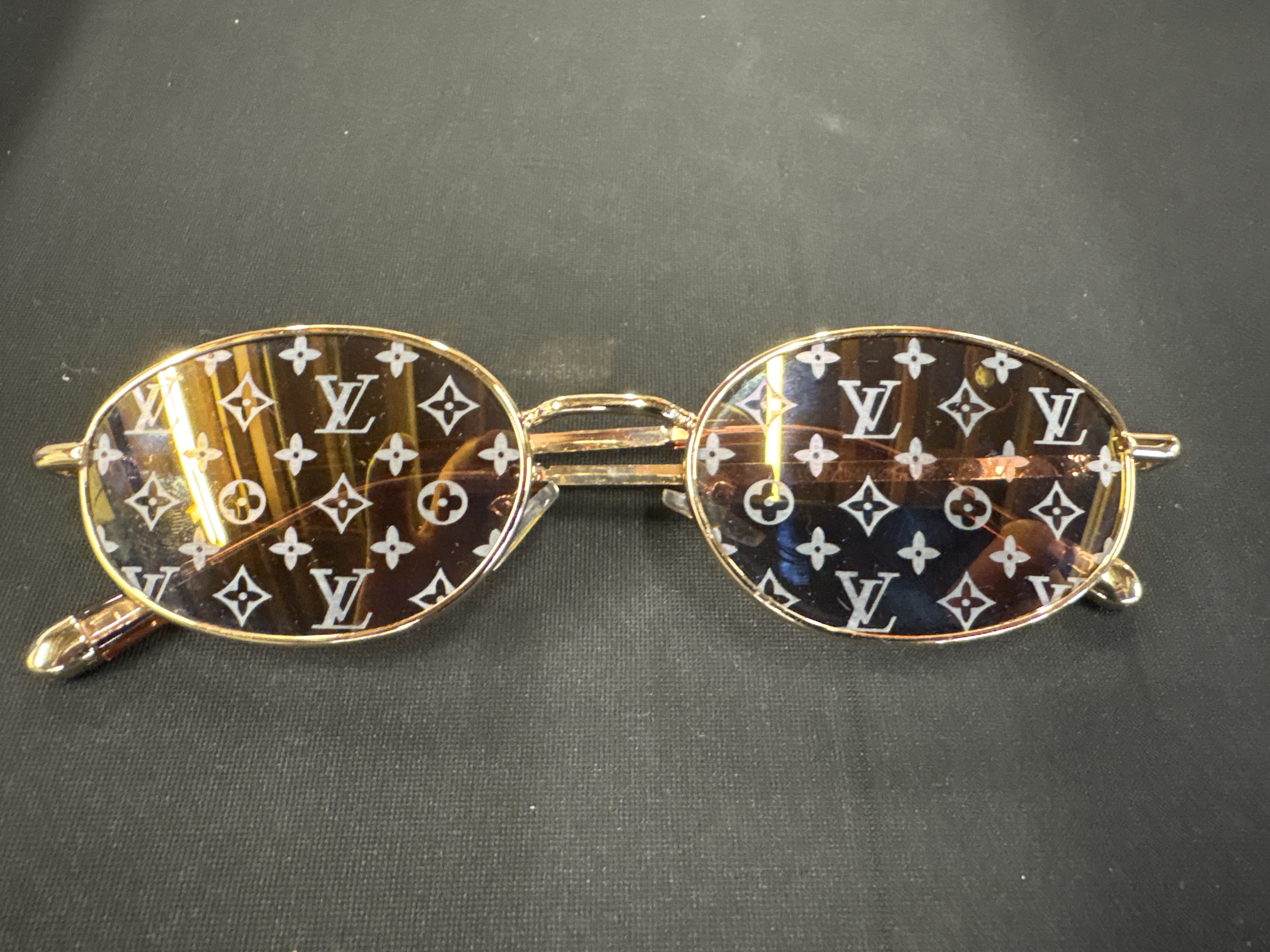 Louis Vuitton Gold-Tone Metal Monogram Pattern Tinted Sunglasses