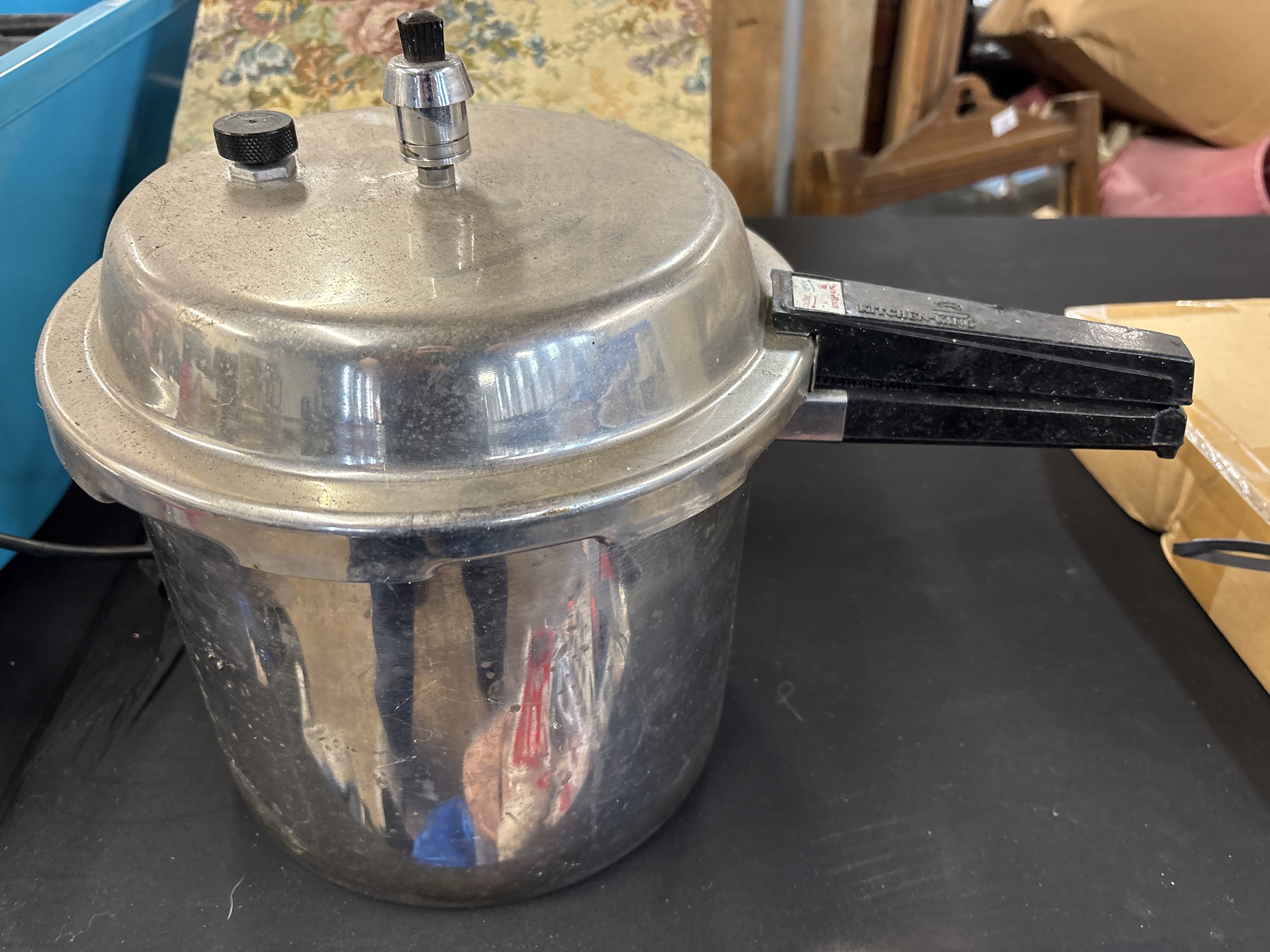 Kitchen-King Aluminum Stovetop Pressure Cooker with Regulator Weight