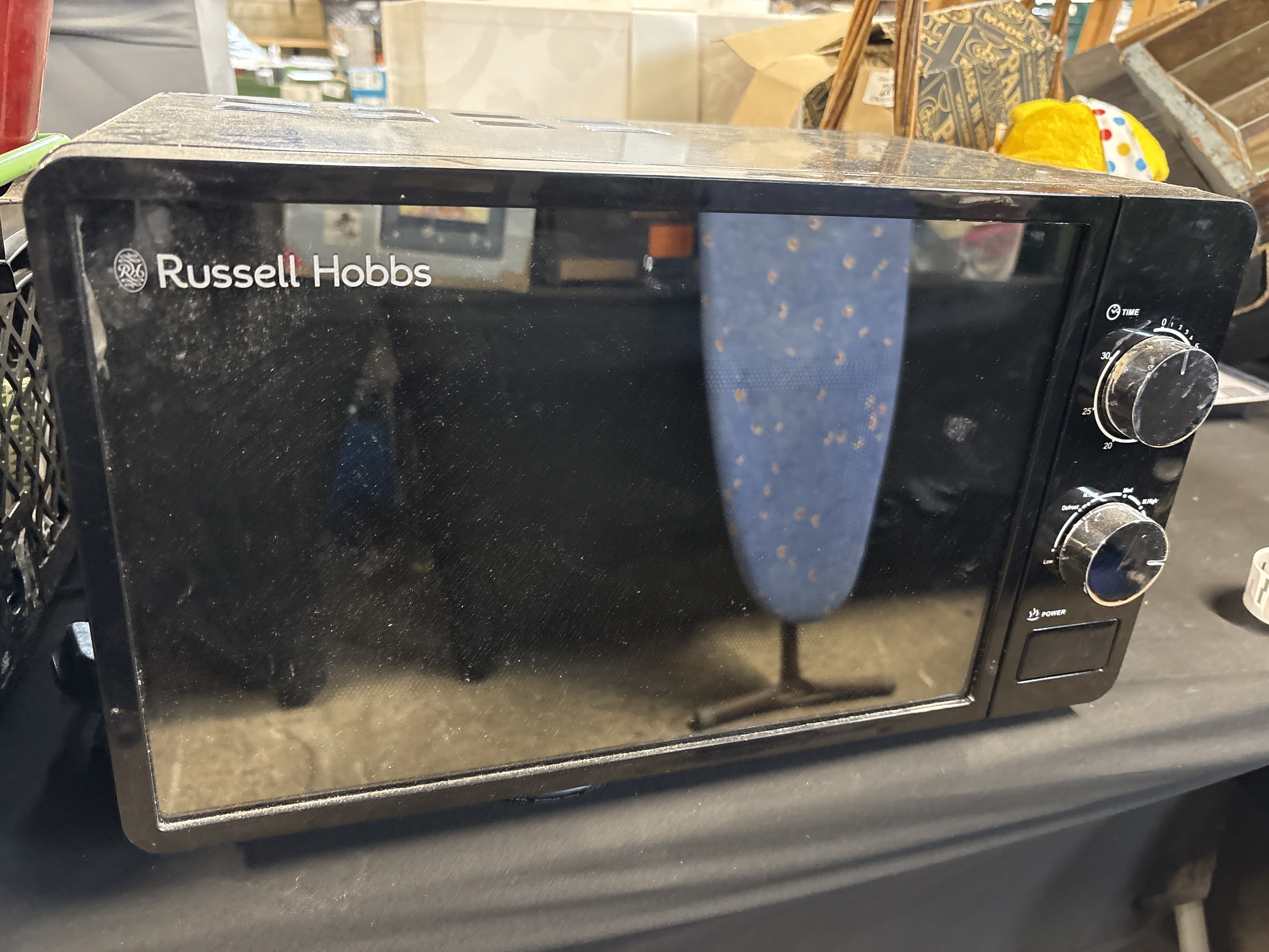 Russell Hobbs RHMM703B 17L Microwave Oven
