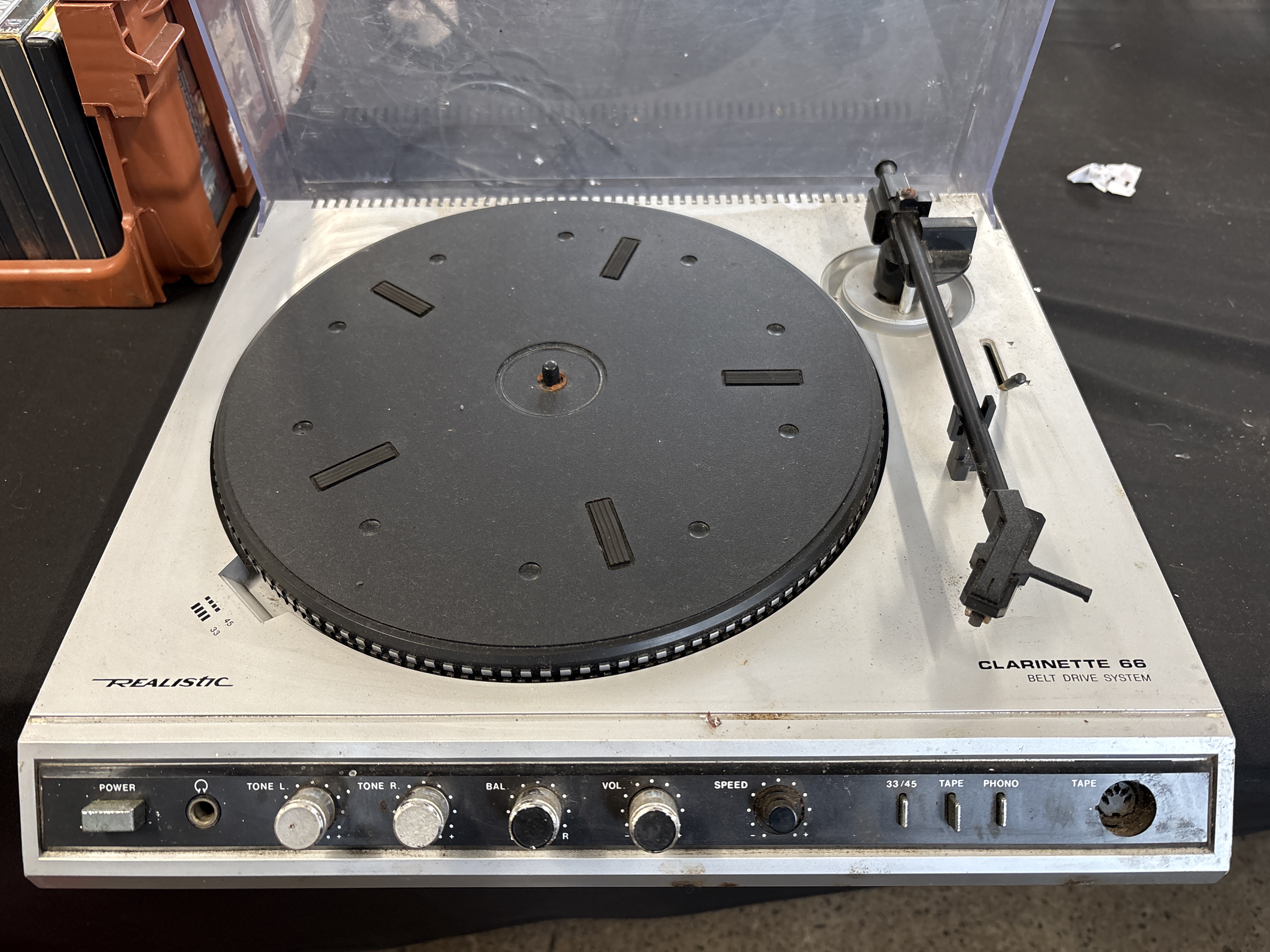 Realistic Clarinette 66 Belt Drive Turntable System