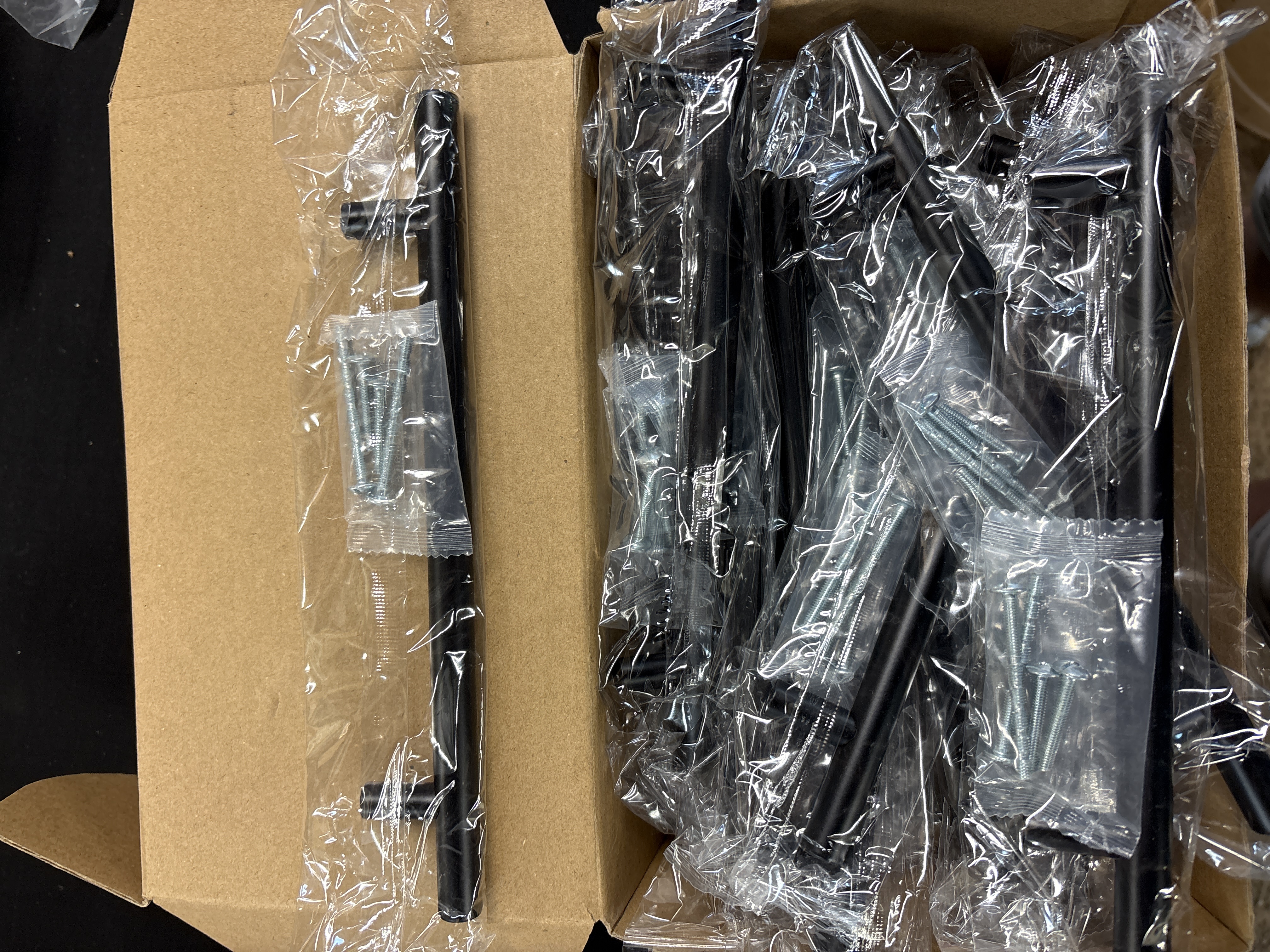A Collection of Ravinte Matte Black T-Bar Cupboard Handles with Fixing Hardware