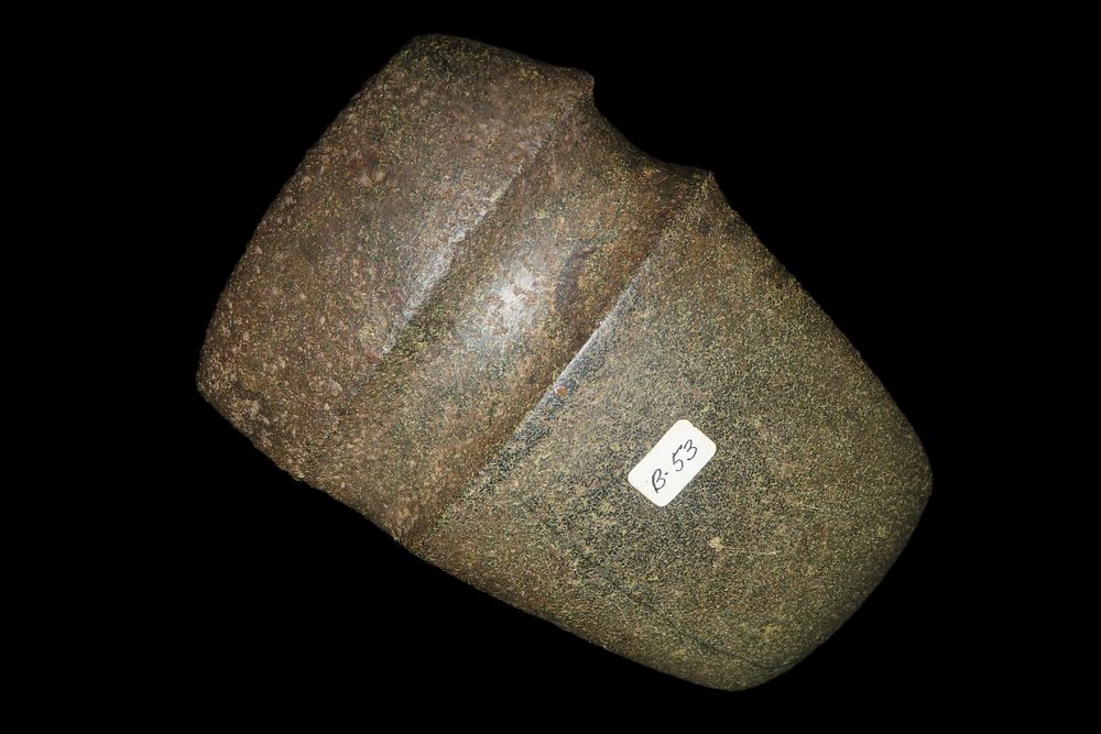 Heartland Artifact Auctions Inc | Native American & Pre-Columbian Artifact Auction