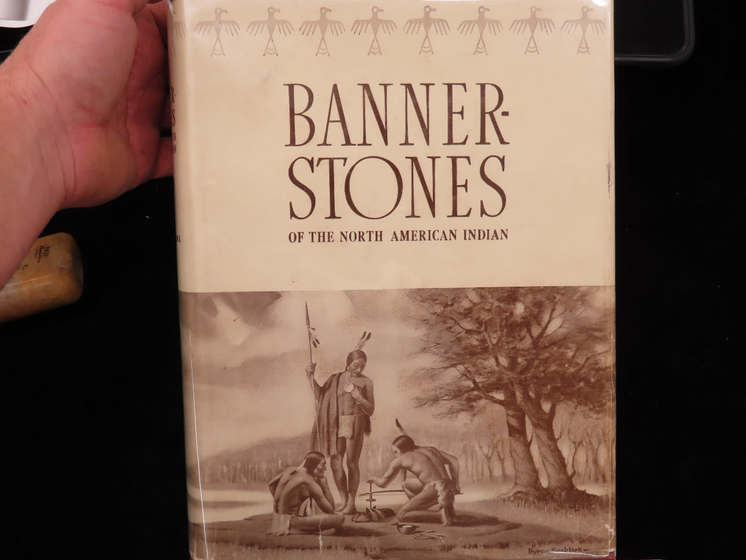Lot 100 2.3/4" Ferruginous Quartz Hump Bannerstone Knoblock featured