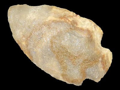 2 3/4" Quartz point ftrom Butler County, Missouri.Auctioning as Authentic & Unaltered